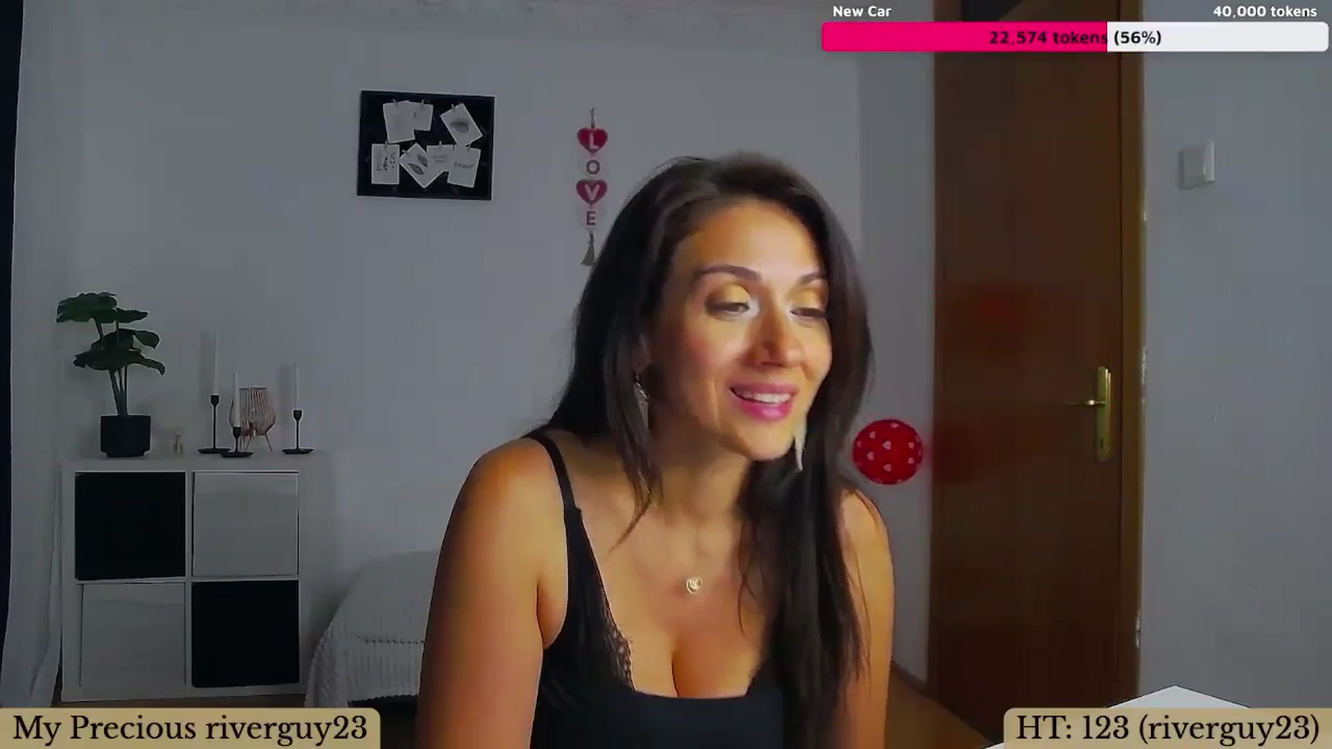Gallery image thumbnail from Trixi's myfreecams stream on, 06/27/2024, 01:24 image 3 of 20