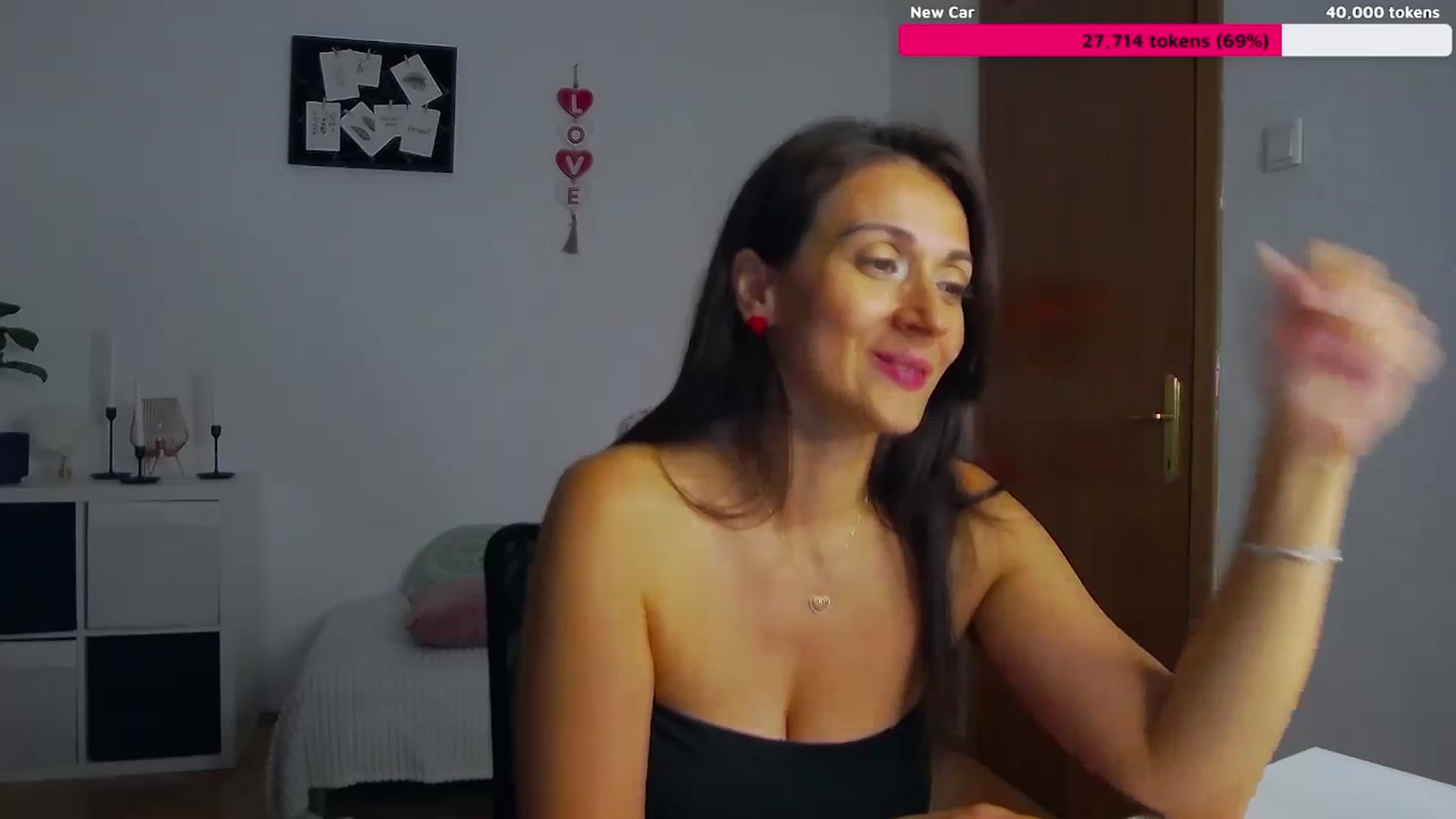 Gallery image thumbnail from Trixi's myfreecams stream on, 07/09/2024, 23:54 image 3 of 20