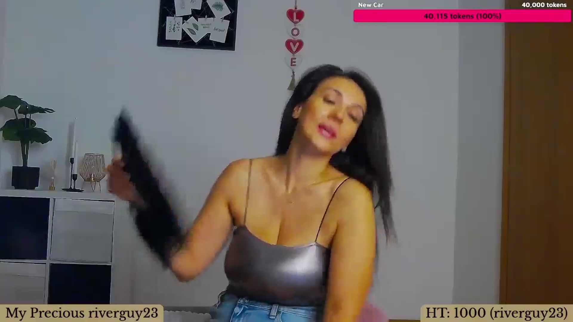 Gallery image thumbnail from Trixi's myfreecams stream on, 08/27/2024, 02:20 image 16 of 20