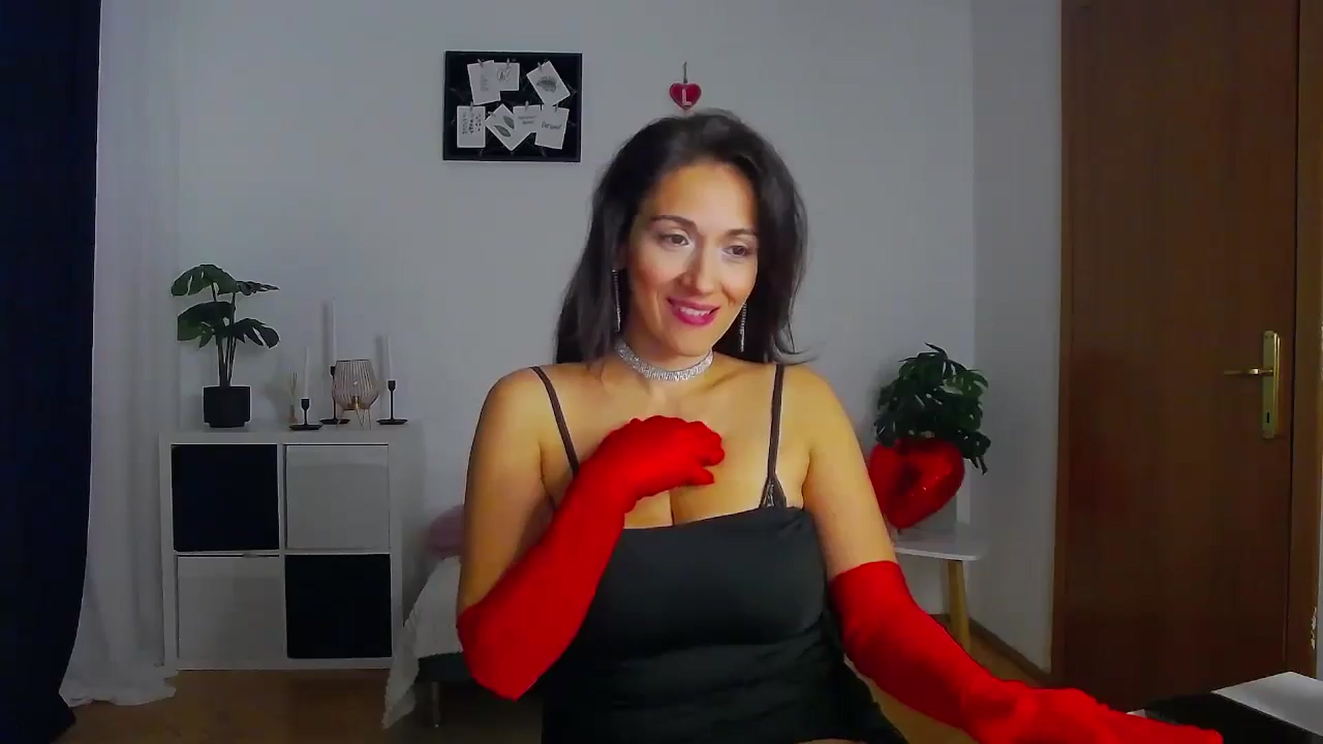 Gallery image thumbnail from Trixi's myfreecams stream on, 10/03/2024, 02:57 image 13 of 20