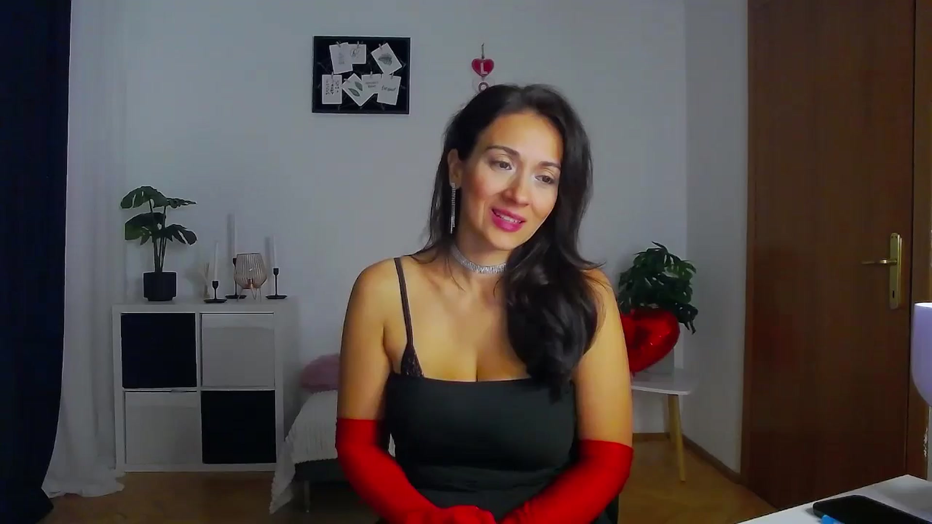 Gallery image thumbnail from Trixi's myfreecams stream on, 10/03/2024, 03:44 image 1 of 20
