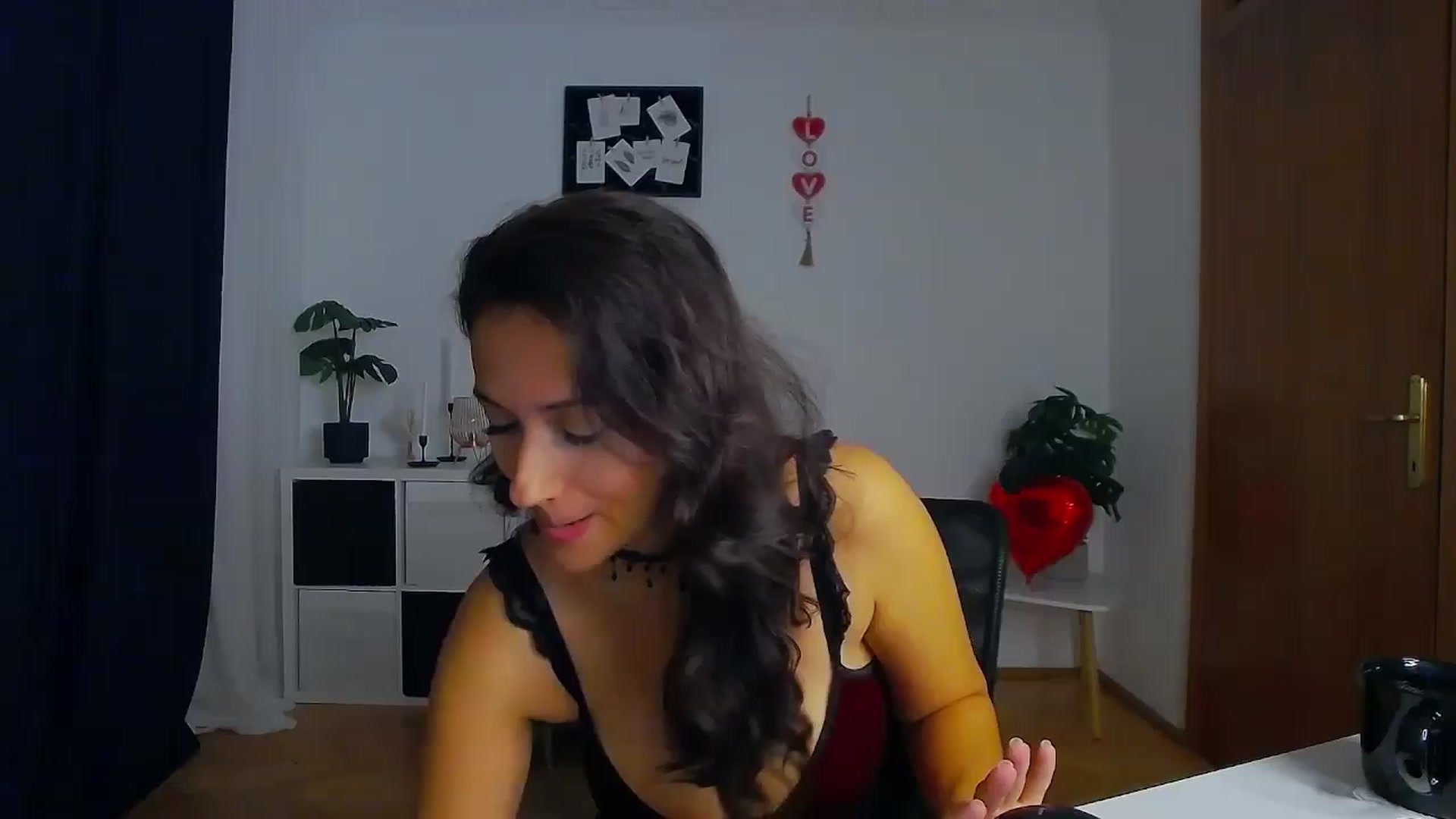 Gallery image thumbnail from Trixi's myfreecams stream on, 10/11/2024, 04:24 image 1 of 20