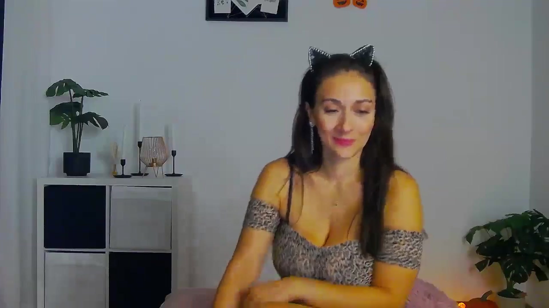 Gallery image thumbnail from Trixi's myfreecams stream on, 10/17/2024, 02:19 image 20 of 20