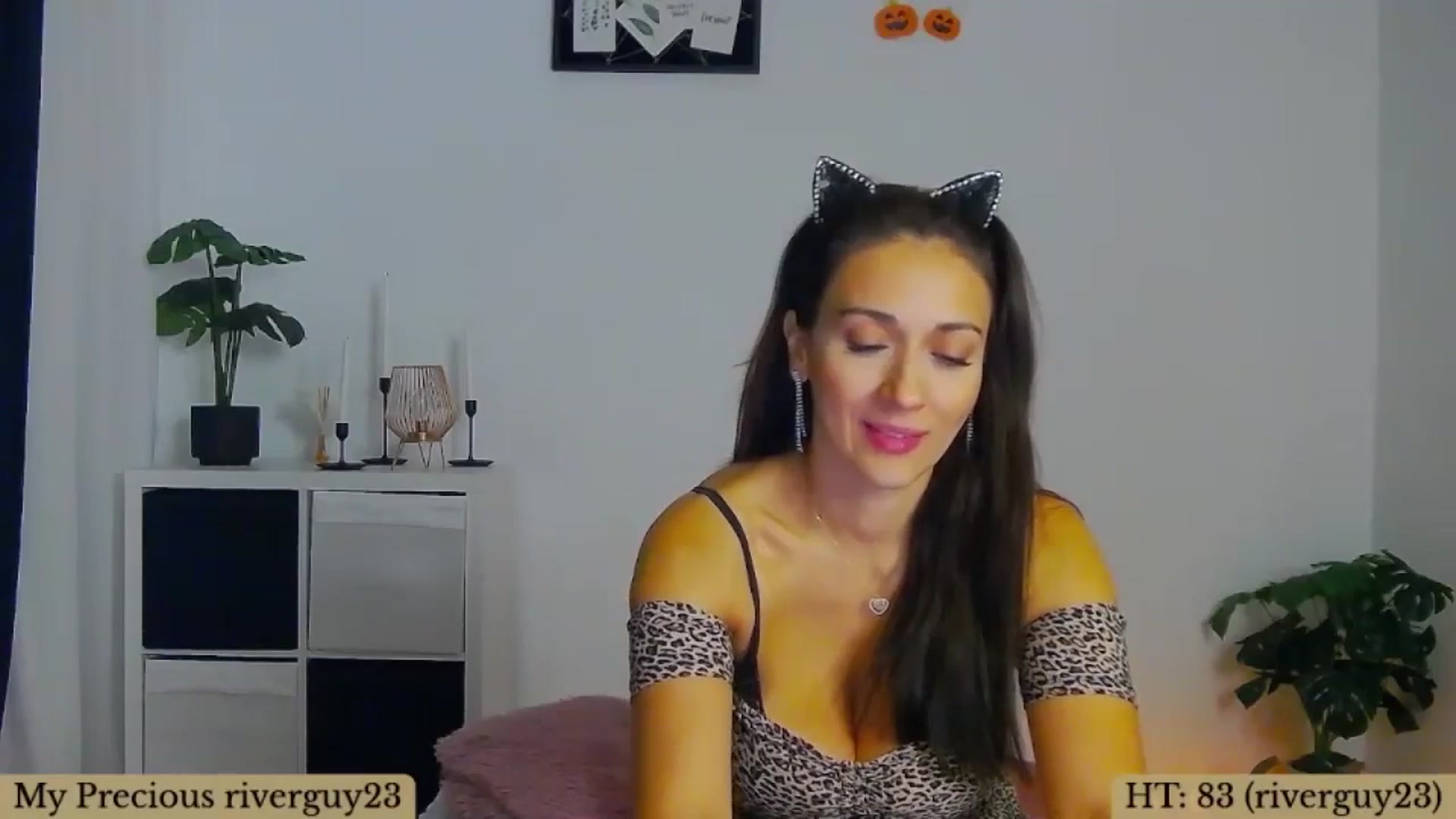 Gallery image thumbnail from Trixi's myfreecams stream on, 10/17/2024, 03:20 image 3 of 20