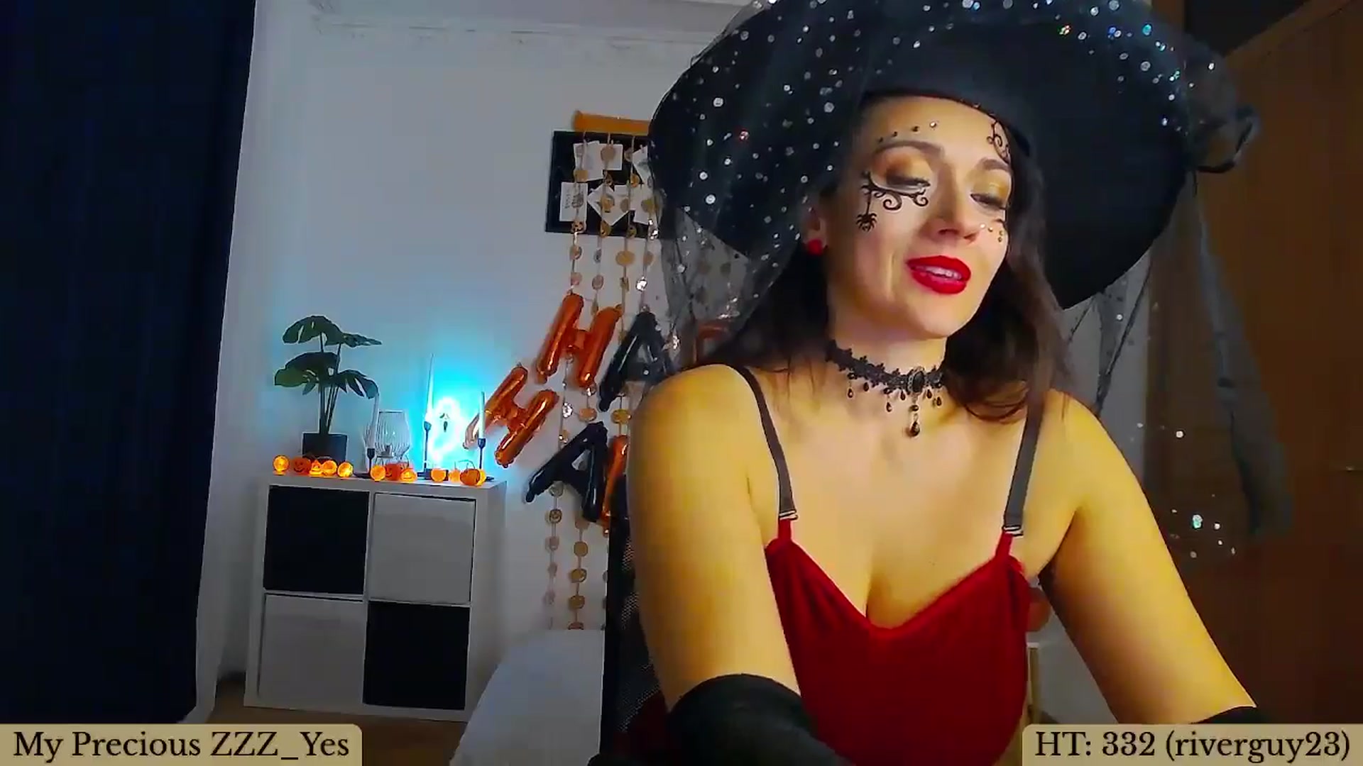 Gallery image thumbnail from Trixi's myfreecams stream on, 10/28/2024, 01:46 image 18 of 20