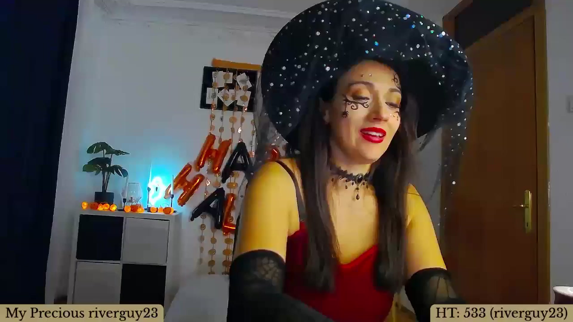 Gallery image thumbnail from Trixi's myfreecams stream on, 10/28/2024, 03:15 image 18 of 20