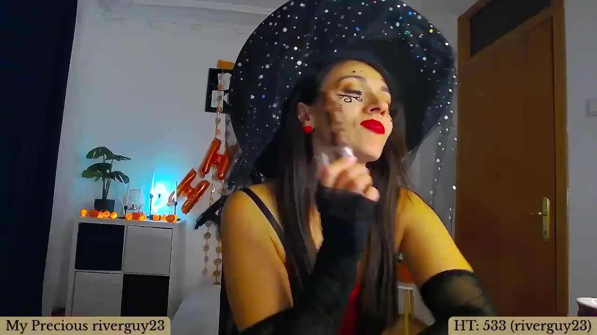 Gallery image thumbnail from Trixi's myfreecams stream on, 10/28/2024, 03:15 image 1 of 20