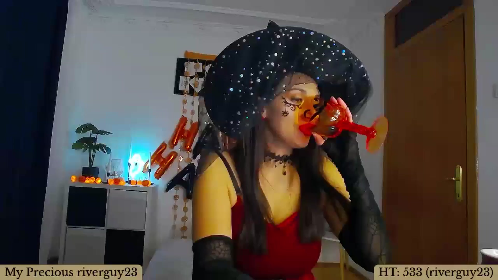Gallery image thumbnail from Trixi's myfreecams stream on, 10/28/2024, 03:15 image 14 of 20