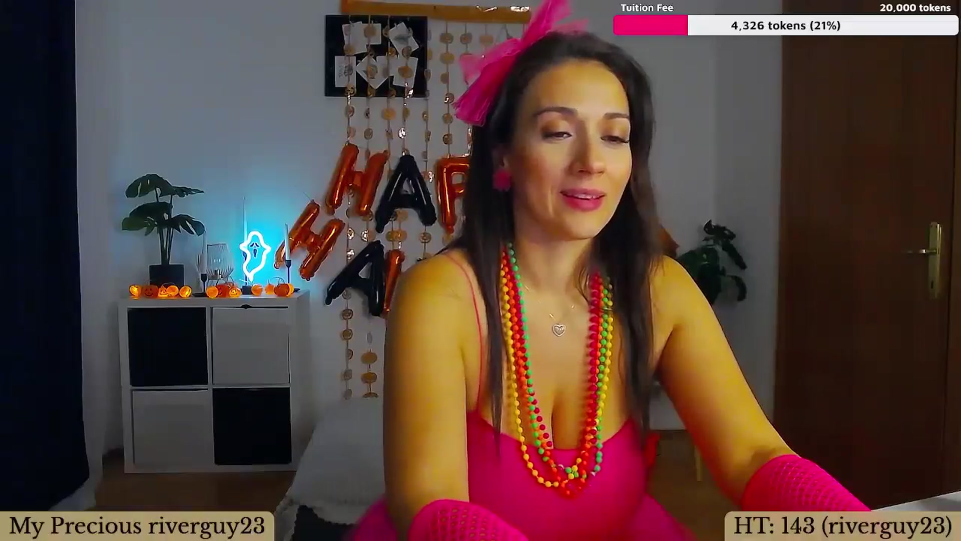Gallery image thumbnail from Trixi's myfreecams stream on, 10/29/2024, 23:58 image 15 of 20