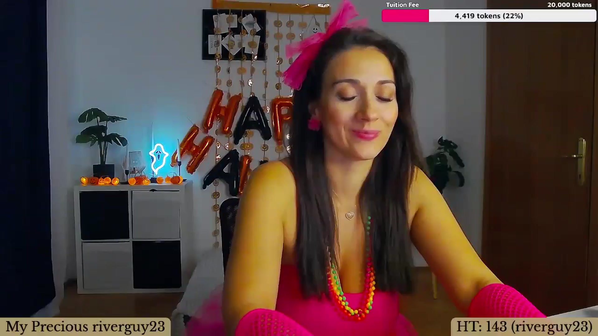 Gallery image thumbnail from Trixi's myfreecams stream on, 10/30/2024, 01:52 image 10 of 20