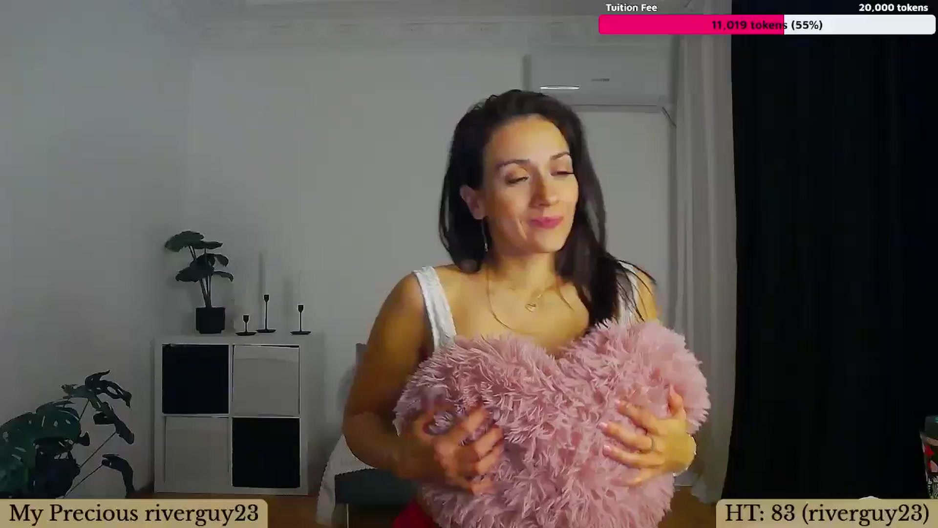Gallery image thumbnail from Trixi's myfreecams stream on, 12/03/2024, 04:14 image 5 of 20