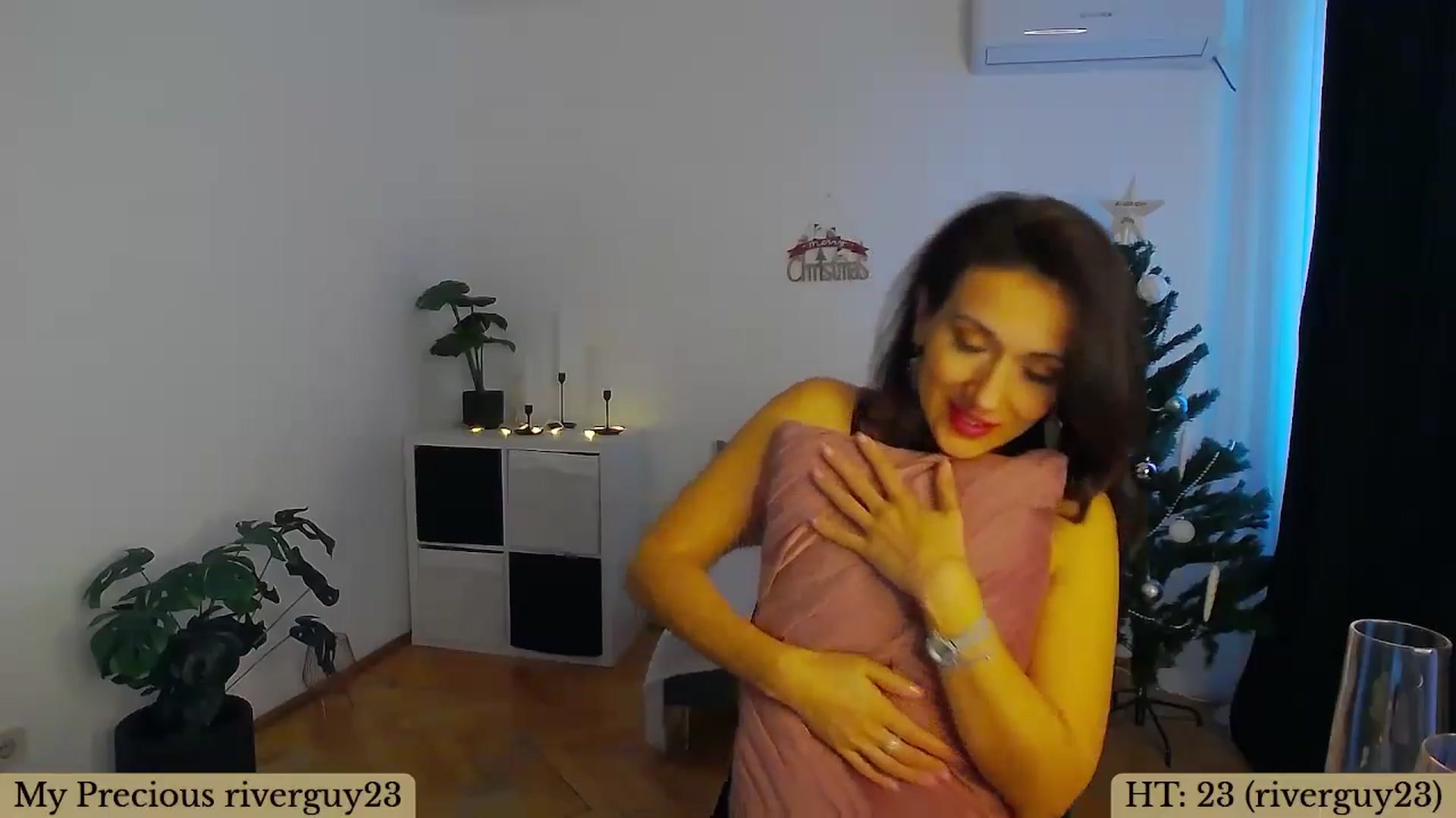 Gallery image thumbnail from Trixi's myfreecams stream on, 01/01/2025, 08:37 image 9 of 20