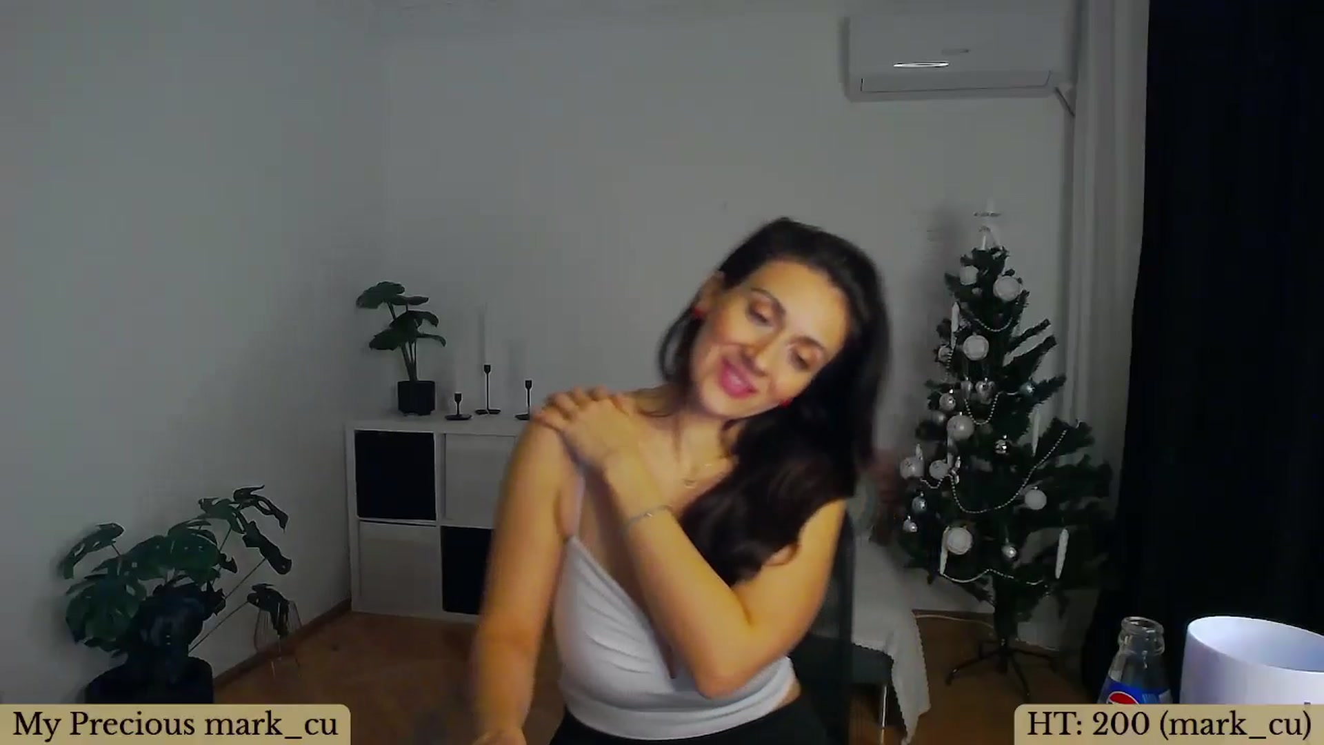 Gallery image thumbnail from Trixi's myfreecams stream on, 01/05/2025, 03:42 image 8 of 20