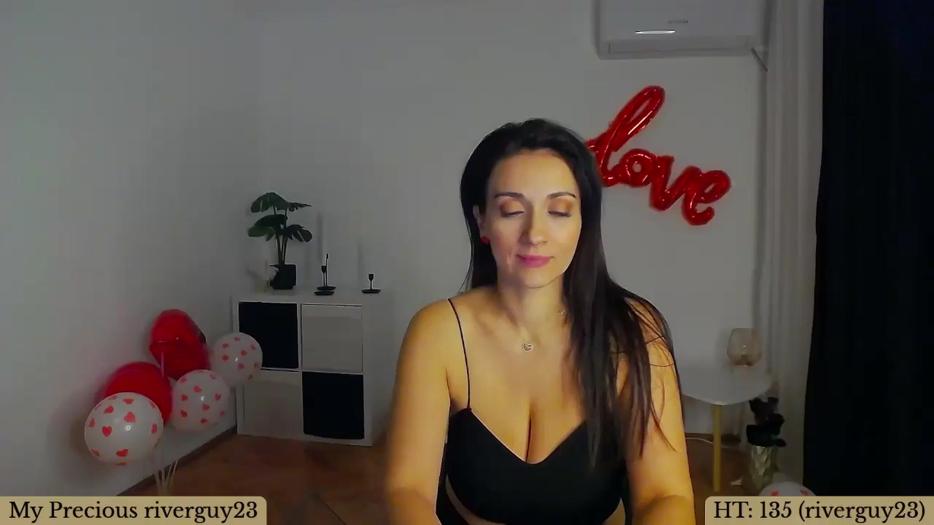 Gallery image thumbnail from Trixi's myfreecams stream on, 01/20/2025, 01:17 image 11 of 20