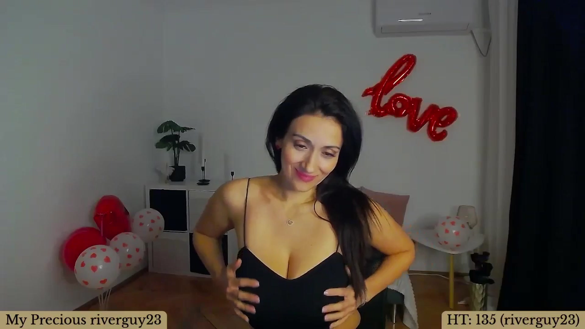 Gallery image thumbnail from Trixi's myfreecams stream on, 01/20/2025, 01:48 image 7 of 20