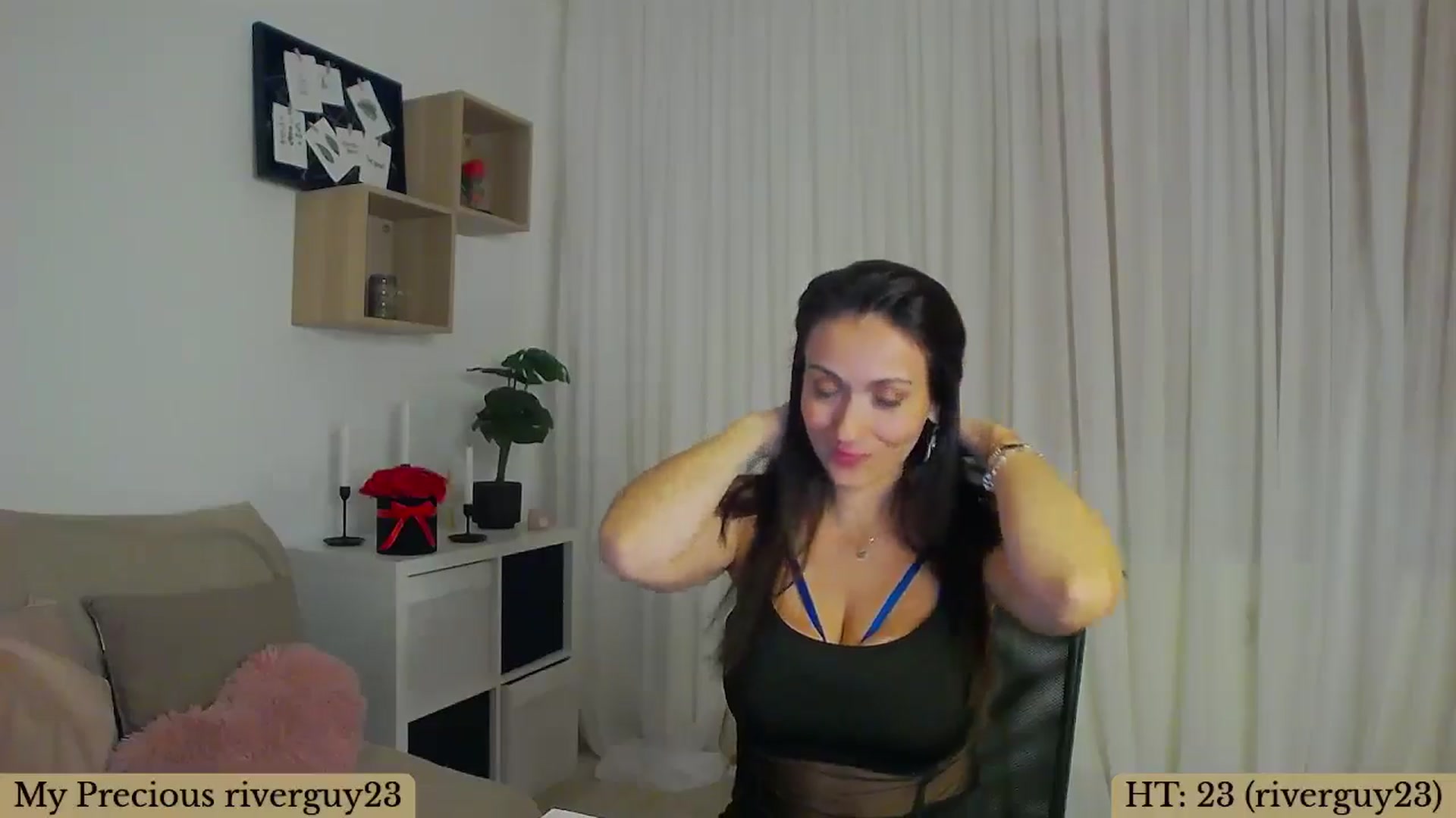 Gallery image thumbnail from Trixi's myfreecams stream on, 04/04/2025, 23:37 image 8 of 20