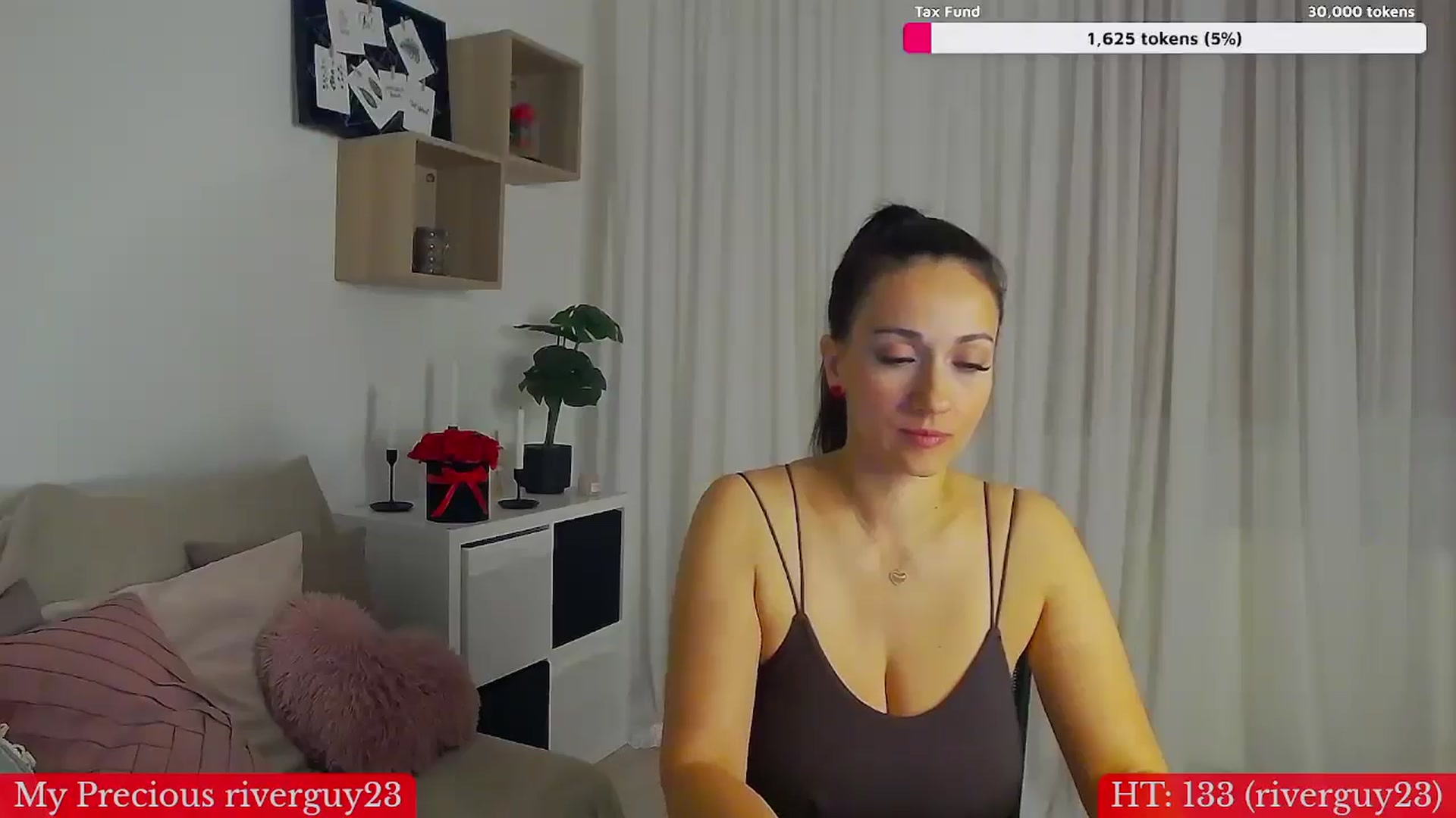 Gallery image thumbnail from Trixi's myfreecams stream on, 05/13/2025, 02:05 image 6 of 20