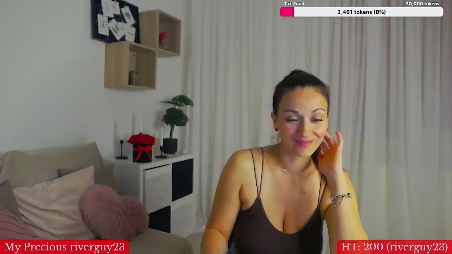 Gallery image thumbnail from Trixi's myfreecams stream on, 05/13/2025, 03:01 image 17 of 20