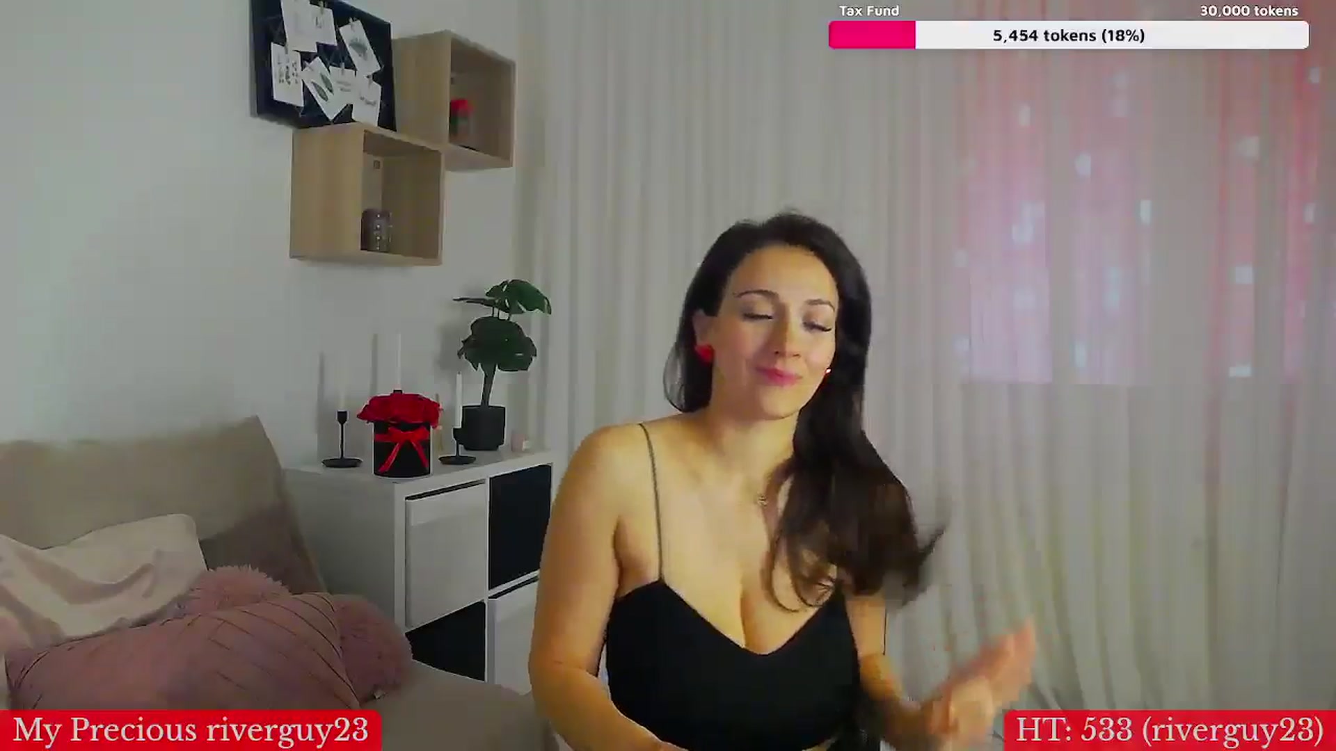 Gallery image thumbnail from Trixi's myfreecams stream on, 05/16/2025, 04:26 image 4 of 20