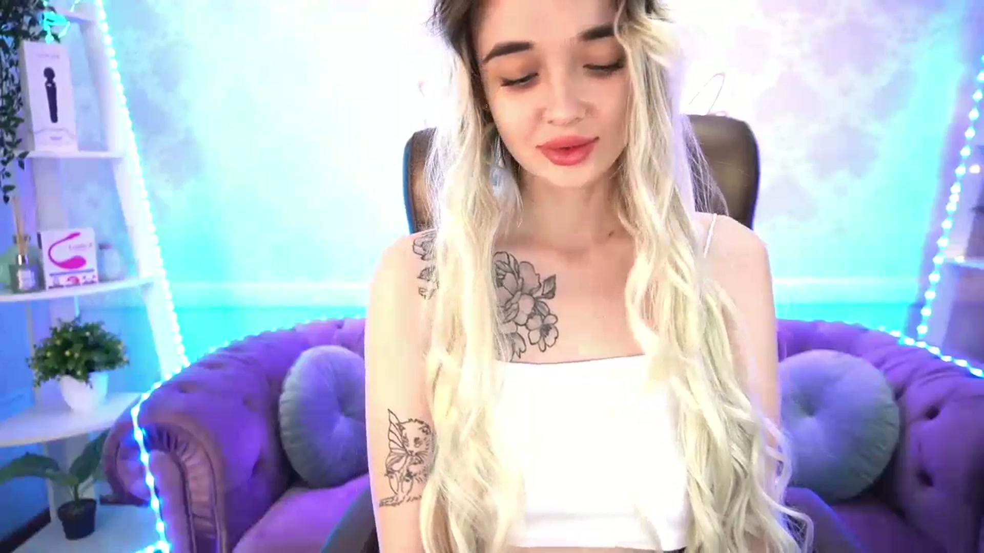Gallery image thumbnail from TrixieHey's myfreecams stream on, 05/06/2024, 03:46 image 4 of 20