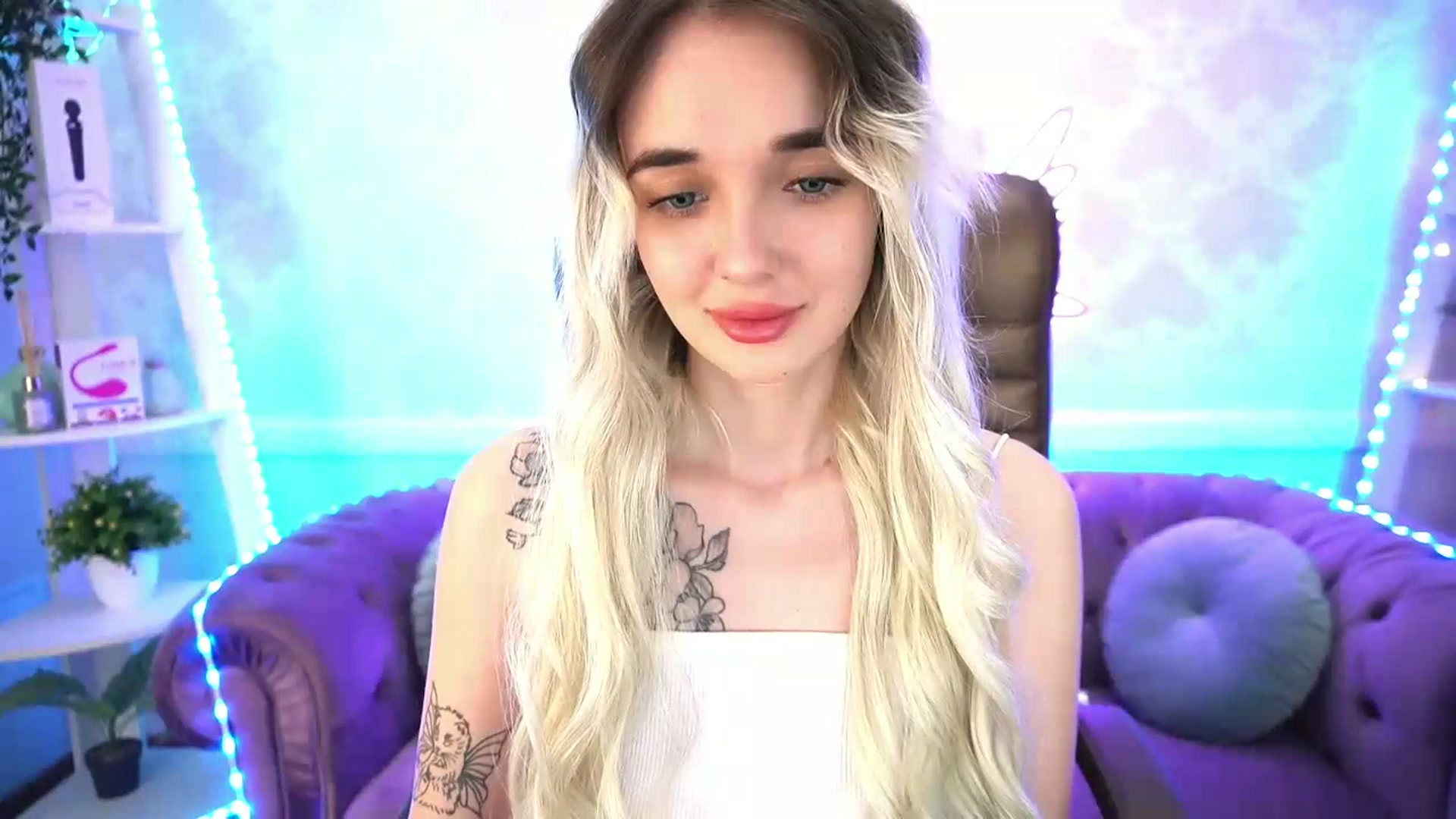 Gallery image thumbnail from TrixieHey's myfreecams stream on, 05/06/2024, 03:46 image 18 of 20