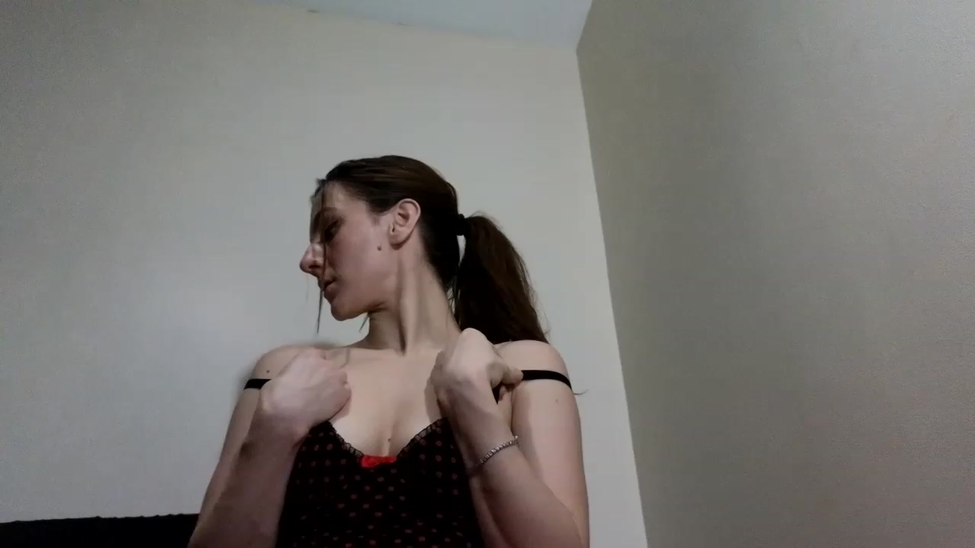 Gallery image thumbnail from Trixie_tease's myfreecams stream on, 08/16/2023, 09:19 image 17 of 20