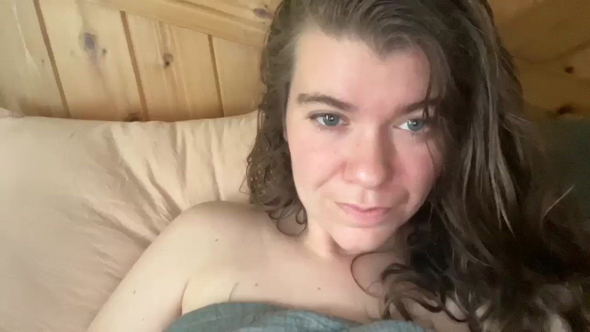Gallery image thumbnail from Trixiegirl3's myfreecams stream on, 09/27/2025, 24:17 image 3 of 20