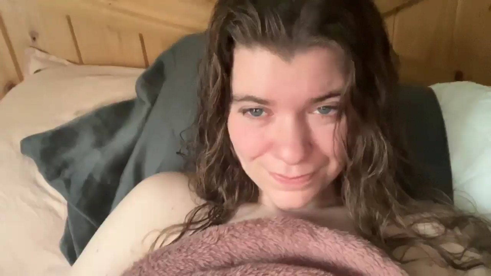 Gallery image thumbnail from Trixiegirl3's myfreecams stream on, 09/27/2025, 22:22 image 18 of 20