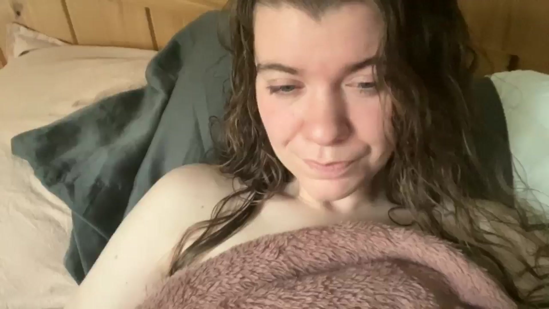 Gallery image thumbnail from Trixiegirl3's myfreecams stream on, 09/27/2025, 22:22 image 16 of 20