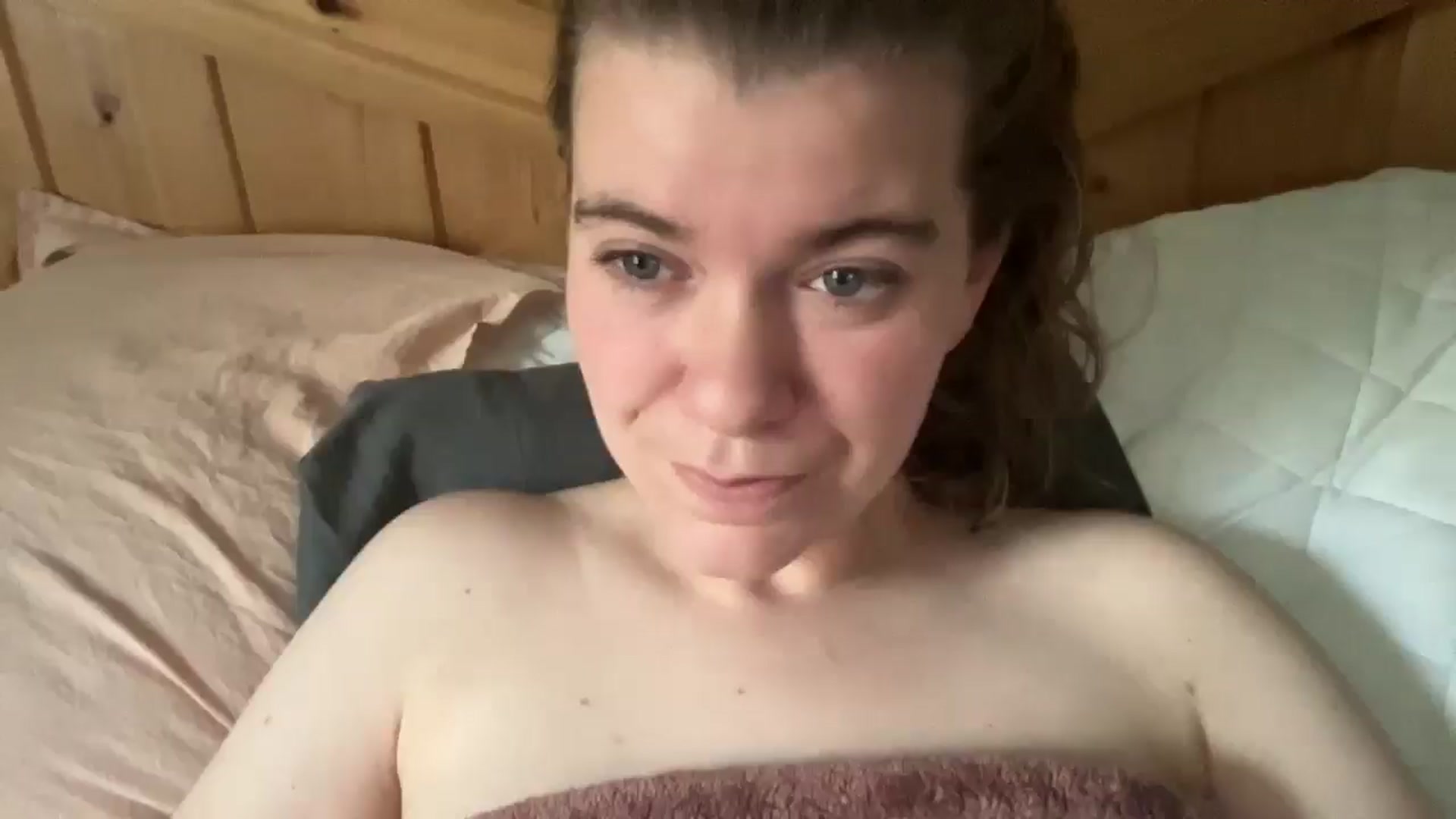 Gallery image thumbnail from Trixiegirl3's myfreecams stream on, 09/28/2025, 24:38 image 16 of 20