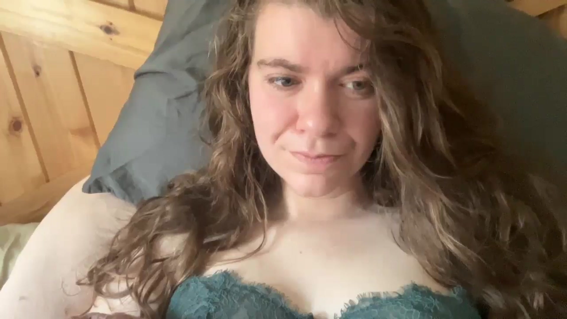 Gallery image thumbnail from Trixiegirl3's myfreecams stream on, 09/28/2025, 19:00 image 19 of 20
