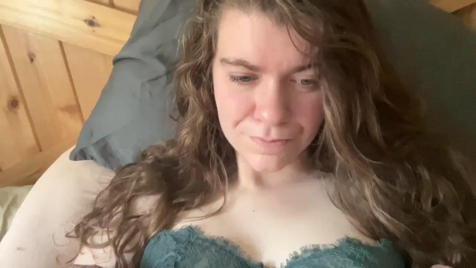 Gallery image thumbnail from Trixiegirl3's myfreecams stream on, 09/28/2025, 19:00 image 18 of 20