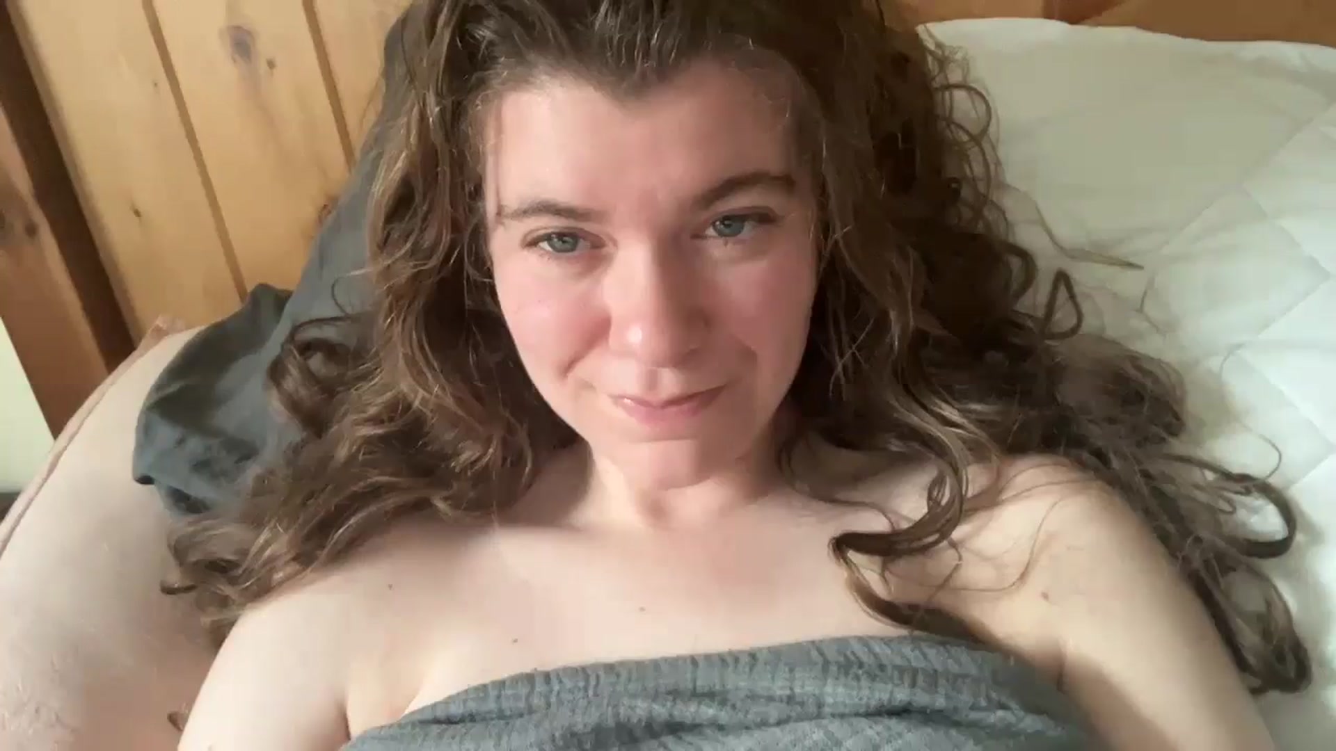 Gallery image thumbnail from Trixiegirl3's myfreecams stream on, 09/29/2025, 19:35 image 3 of 20