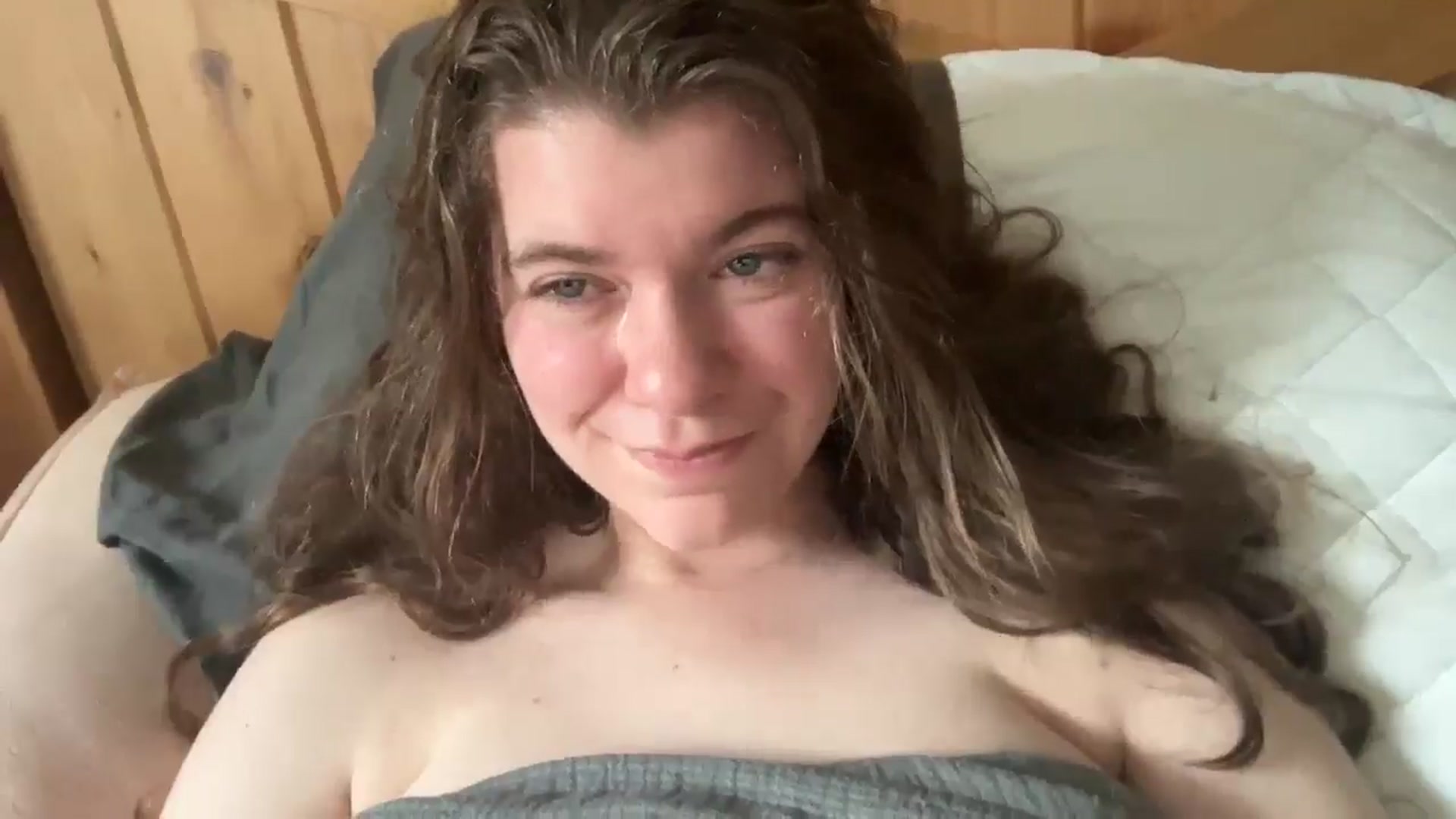 Gallery image thumbnail from Trixiegirl3's myfreecams stream on, 09/29/2025, 19:35 image 14 of 20