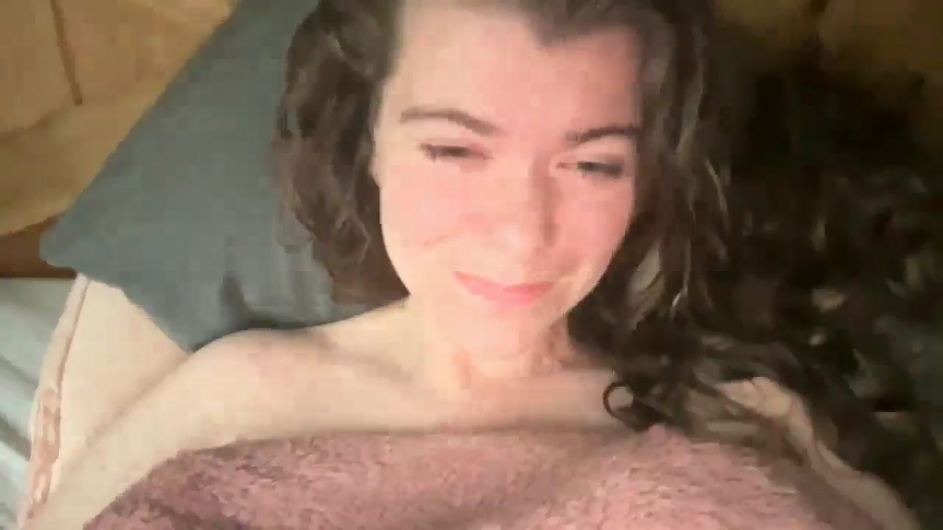 Gallery image thumbnail from Trixiegirl3's myfreecams stream on, 10/02/2025, 24:05 image 3 of 20