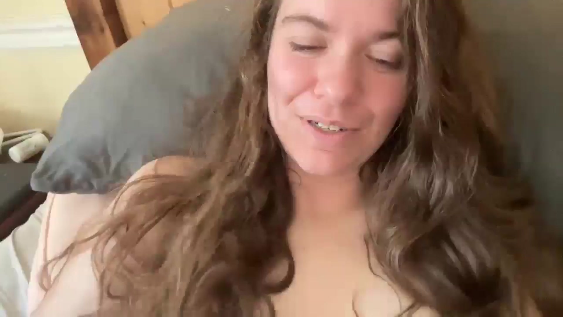 Gallery image thumbnail from Trixiegirl3's myfreecams stream on, 10/02/2025, 19:43 image 19 of 20
