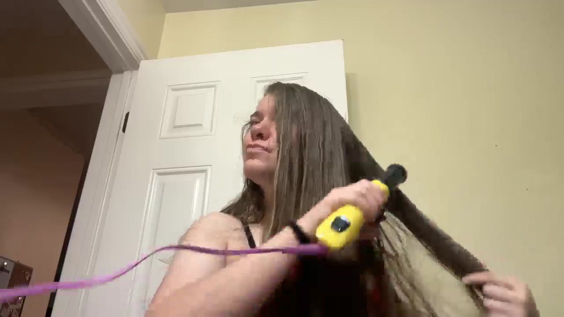 Gallery image thumbnail from Trixiegirl3's myfreecams stream on, 10/04/2025, 19:25 image 8 of 20