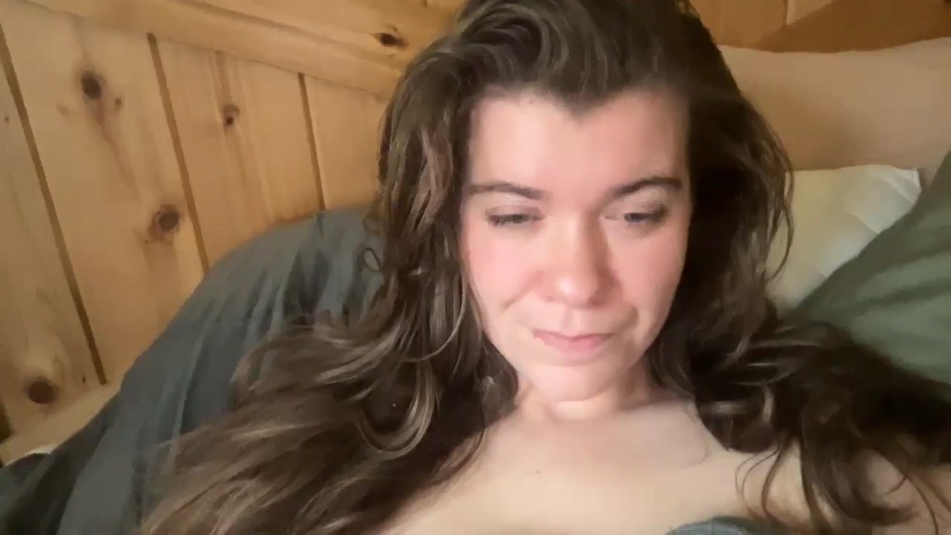 Gallery image thumbnail from Trixiegirl3's myfreecams stream on, 10/04/2025, 23:59 image 14 of 20
