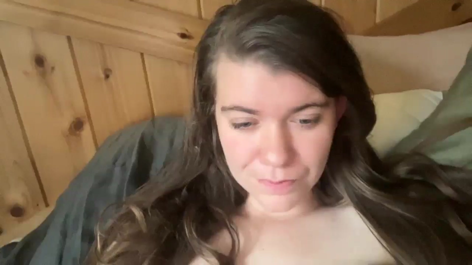 Gallery image thumbnail from Trixiegirl3's myfreecams stream on, 10/04/2025, 23:59 image 3 of 20