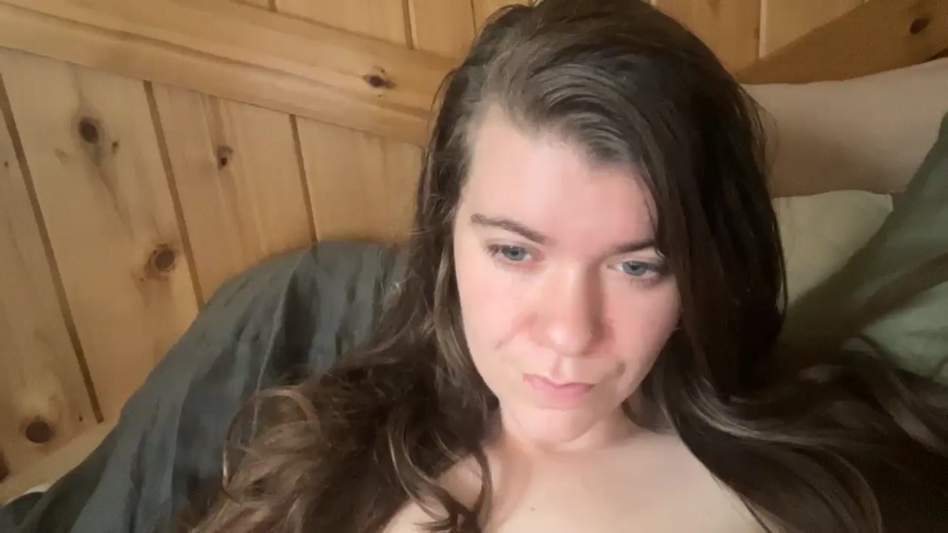 Gallery image thumbnail from Trixiegirl3's myfreecams stream on, 10/04/2025, 23:59 image 6 of 20