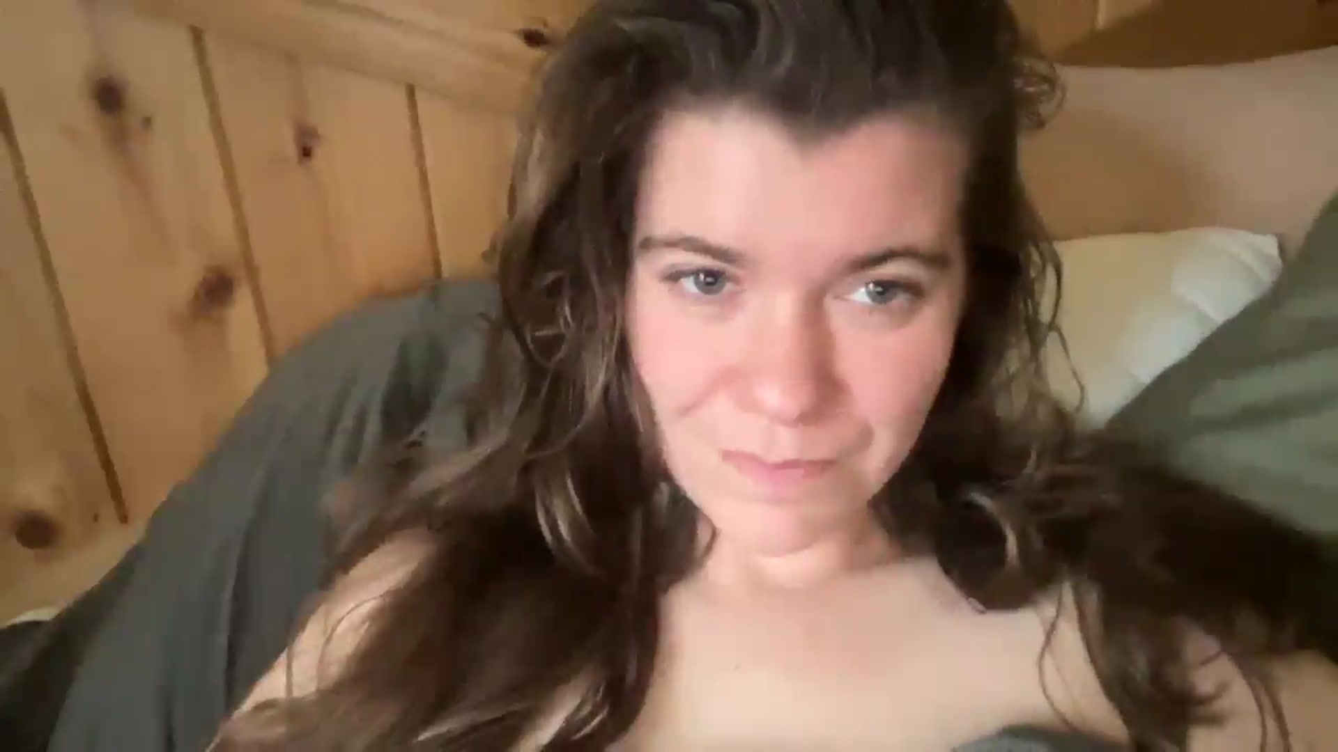 Gallery image thumbnail from Trixiegirl3's myfreecams stream on, 10/04/2025, 23:59 image 11 of 20