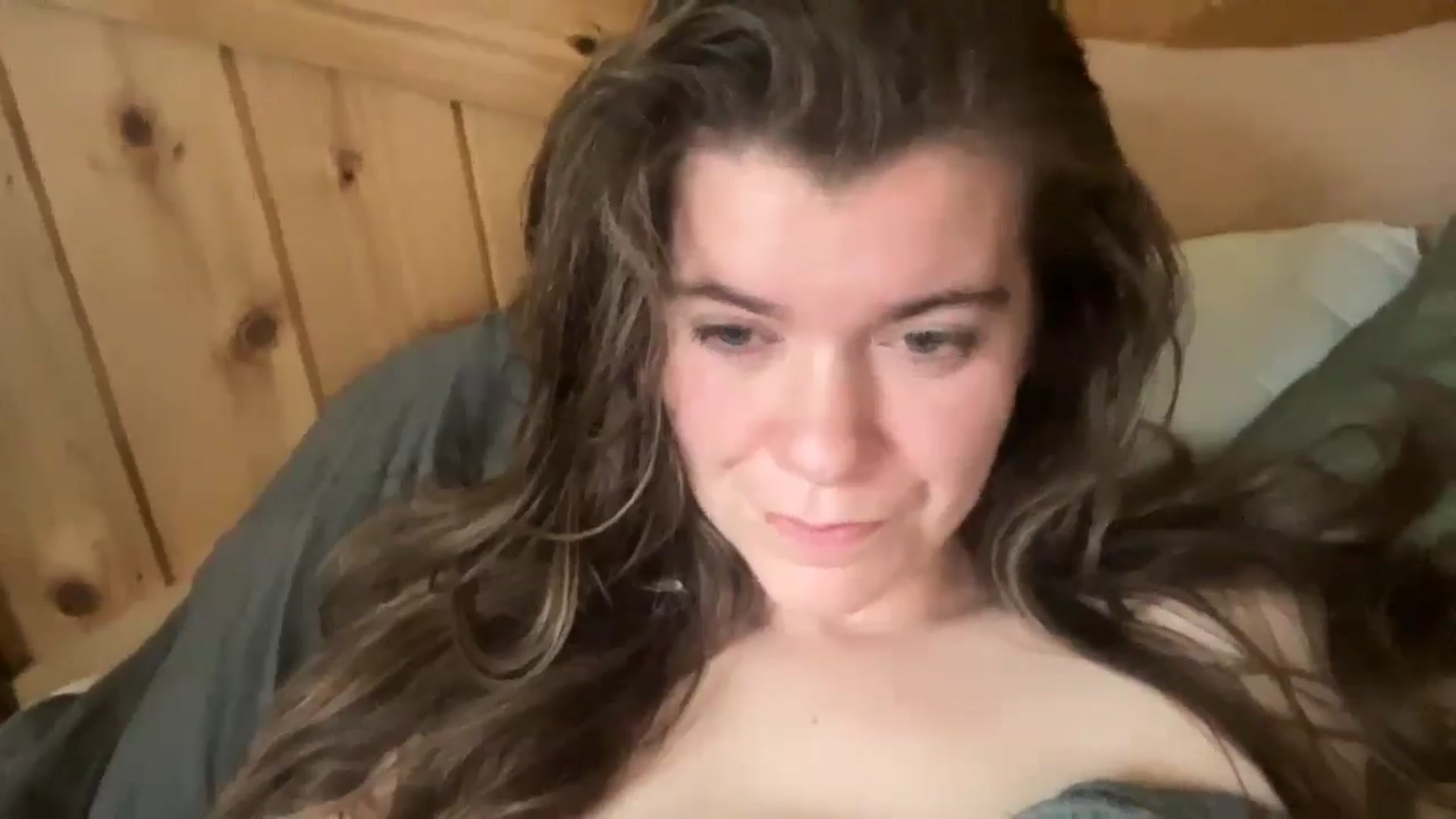 Gallery image thumbnail from Trixiegirl3's myfreecams stream on, 10/04/2025, 23:59 image 17 of 20