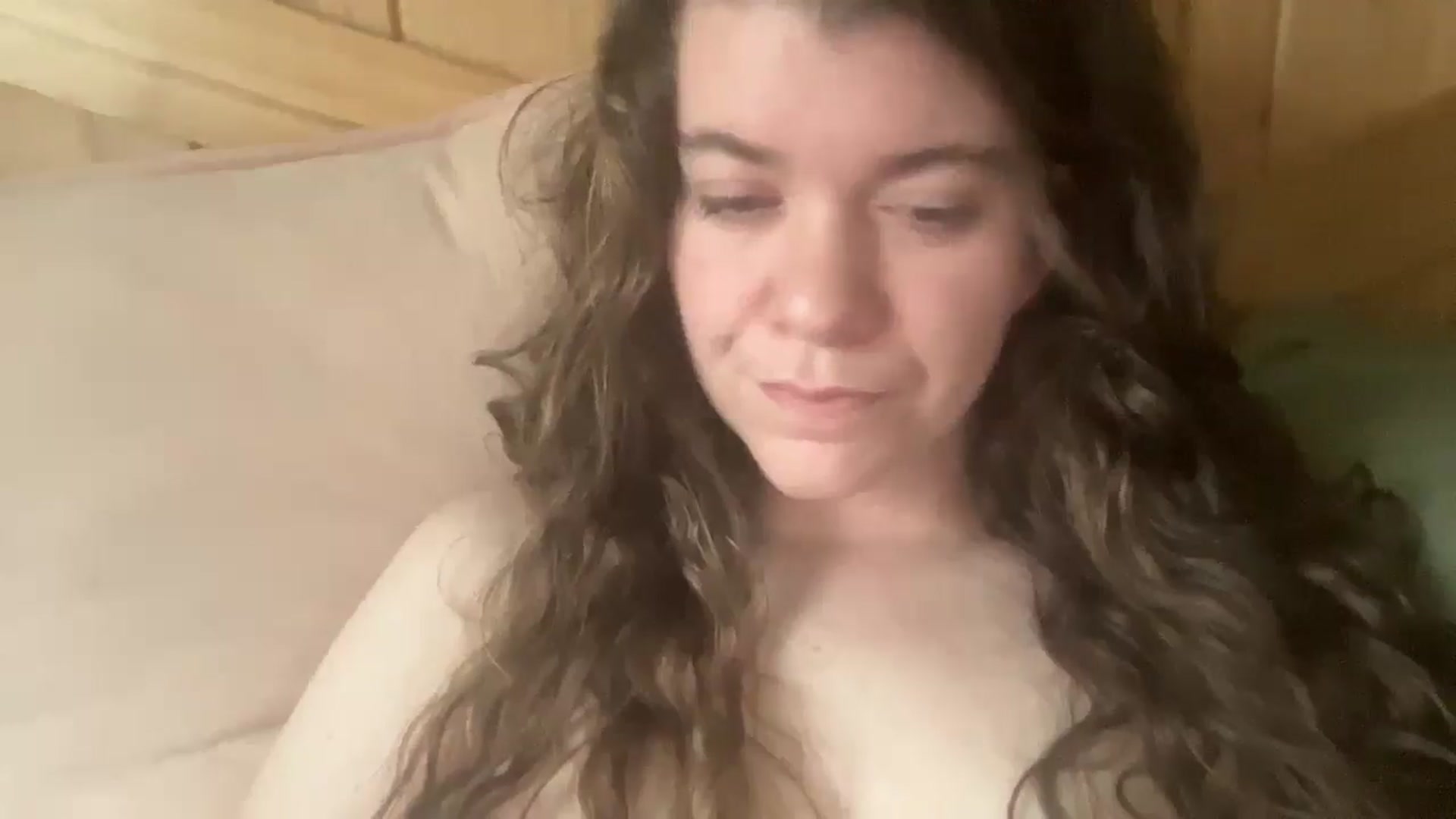 Gallery image thumbnail from Trixiegirl3's myfreecams stream on, 10/08/2025, 23:41 image 19 of 20
