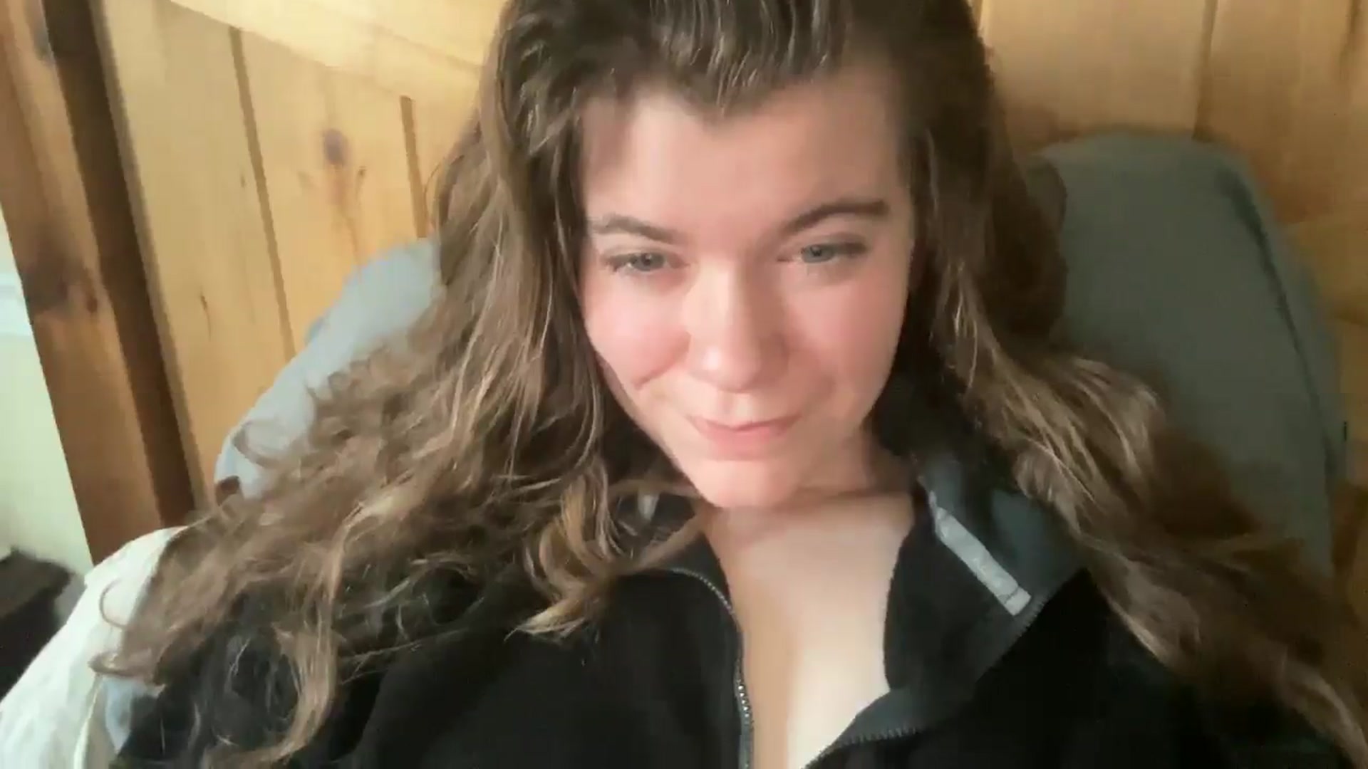 Gallery image thumbnail from Trixiegirl3's myfreecams stream on, 10/11/2025, 24:16 image 17 of 20