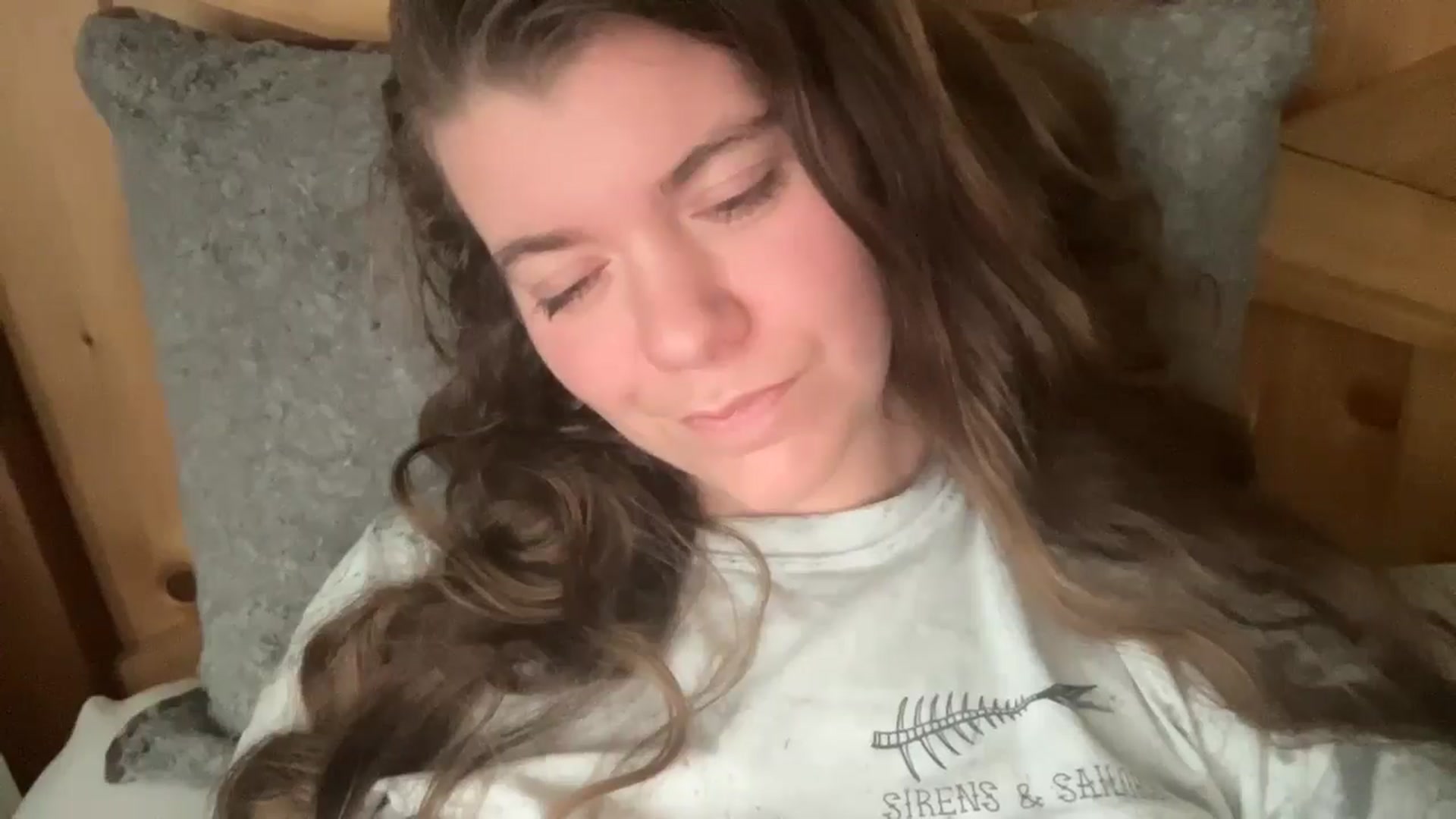 Gallery image thumbnail from Trixiegirl3's myfreecams stream on, 10/12/2025, 21:32 image 6 of 20