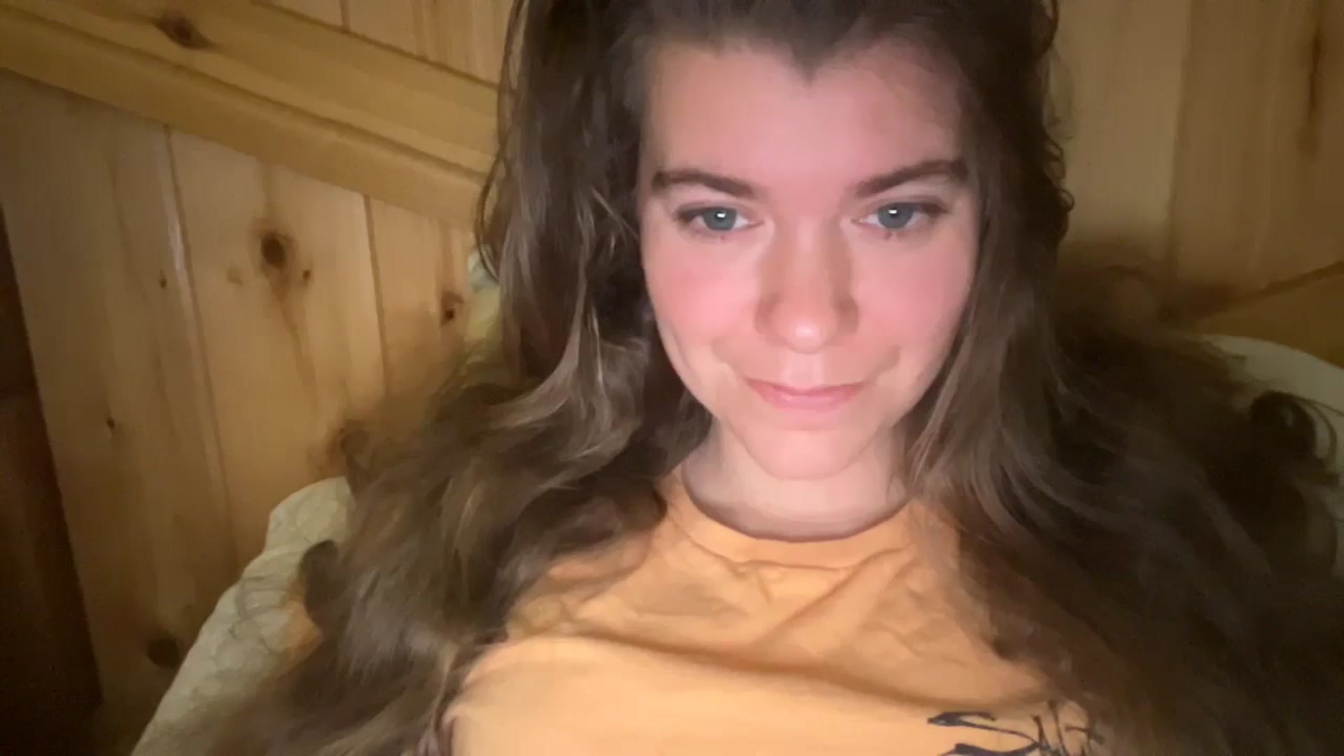 Gallery image thumbnail from Trixiegirl3's myfreecams stream on, 10/15/2025, 18:19 image 13 of 20