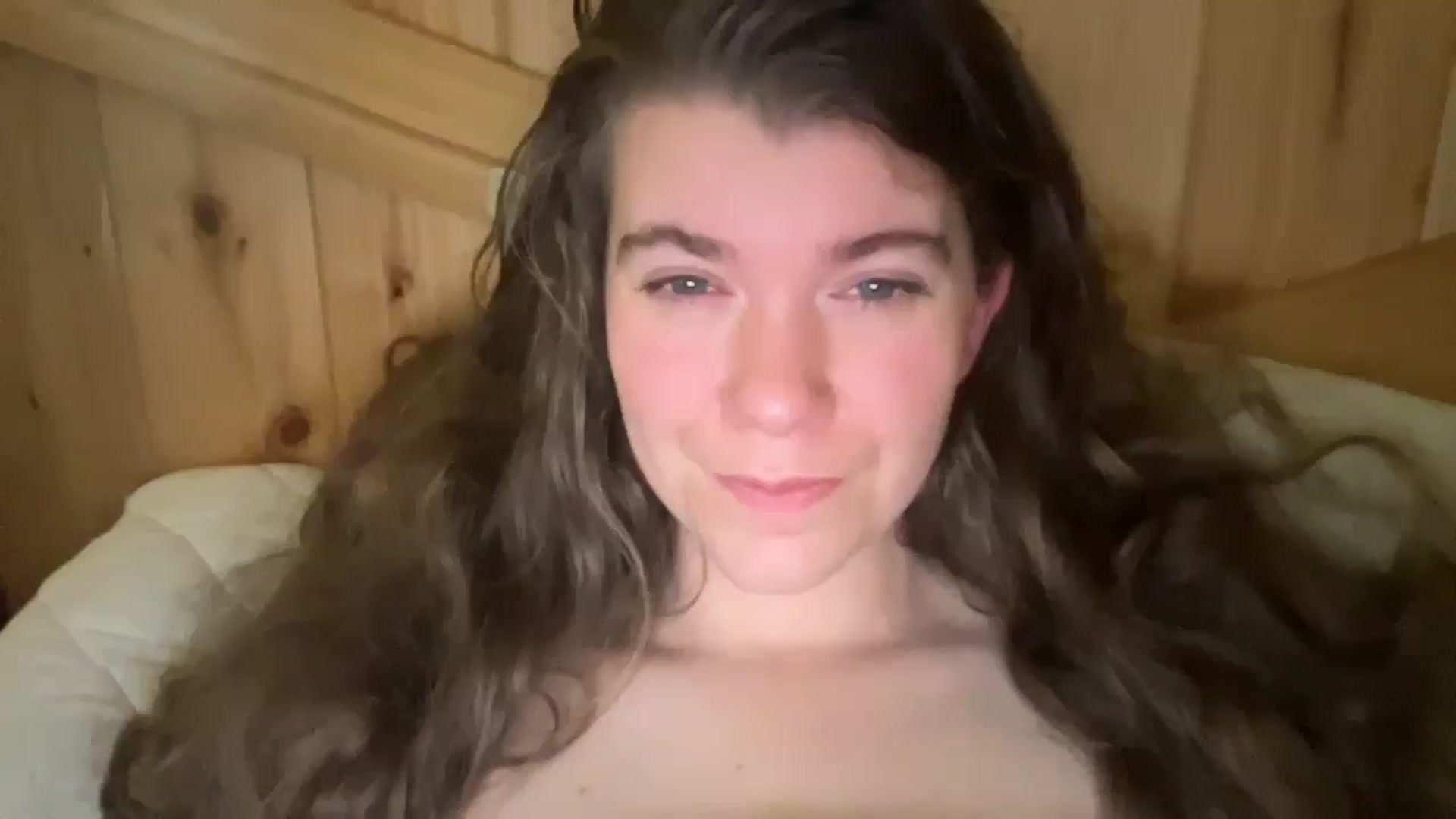 Gallery image thumbnail from Trixiegirl3's myfreecams stream on, 10/15/2025, 20:58 image 18 of 20