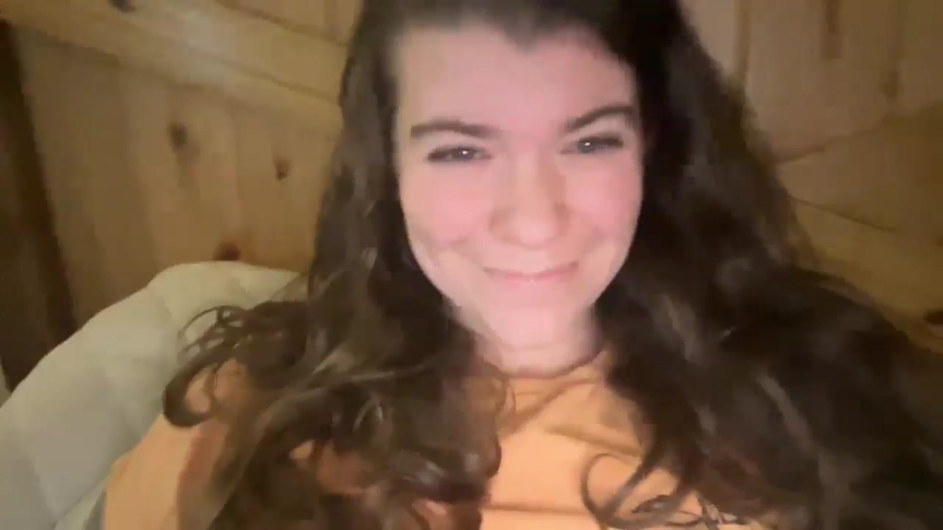 Gallery image thumbnail from Trixiegirl3's myfreecams stream on, 10/15/2025, 23:59 image 5 of 20