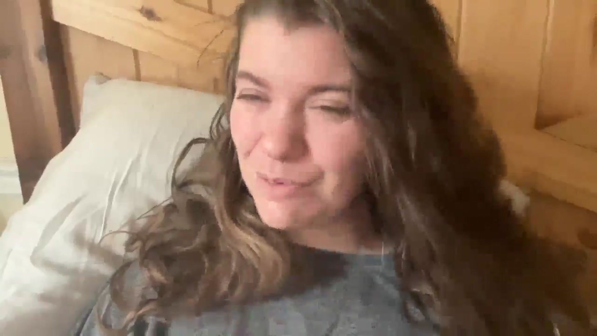 Gallery image thumbnail from Trixiegirl3's myfreecams stream on, 10/17/2025, 19:37 image 12 of 20
