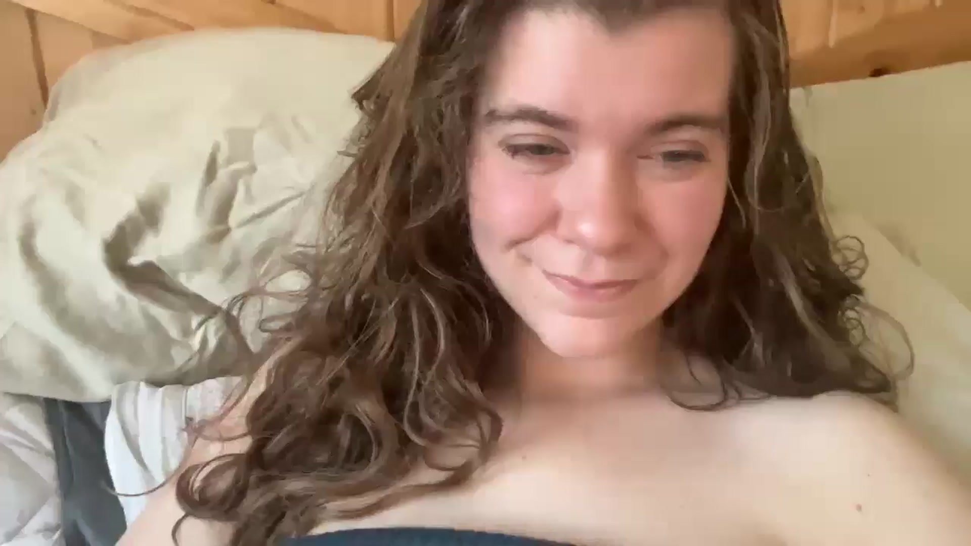 Gallery image thumbnail from Trixiegirl3's myfreecams stream on, 10/18/2025, 20:30 image 5 of 20